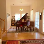 Loma Vista House